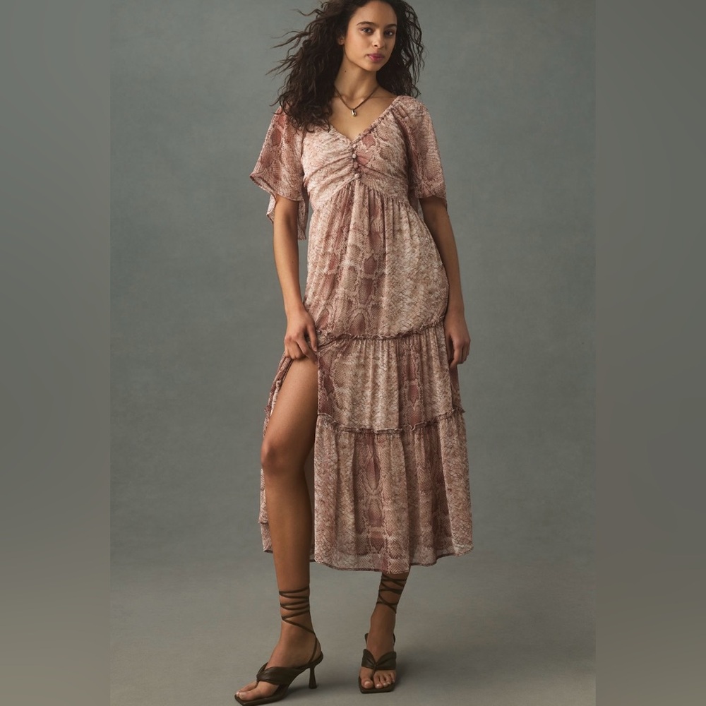 Anthropologie Short-Sleeve Tiered Midi Dress Medium